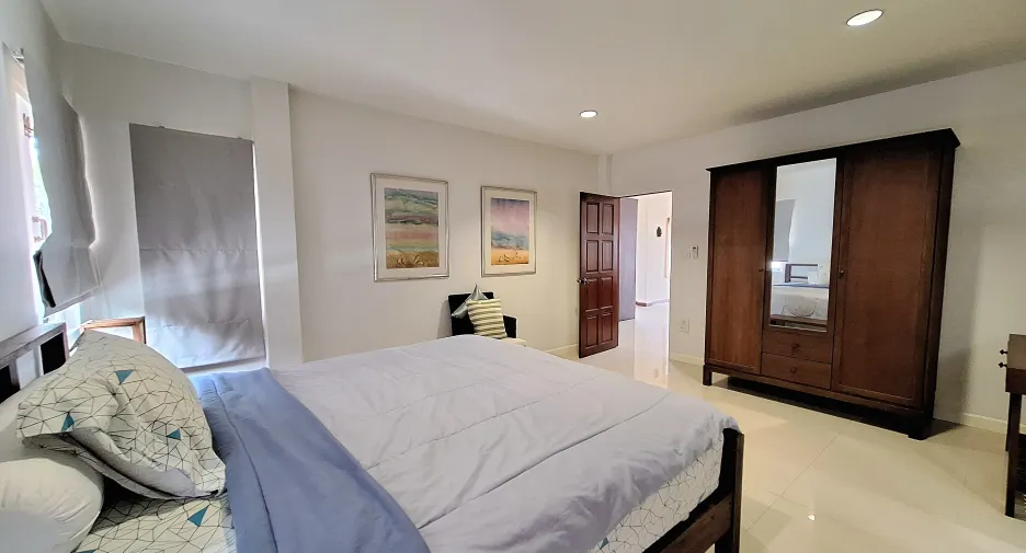 For rent 3 bedrooms villa in Hua Hin, Prachuap Khiri Khan