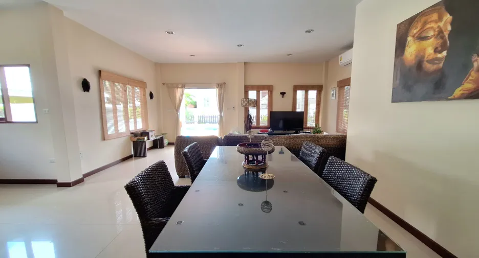 For rent 3 bedrooms villa in Hua Hin, Prachuap Khiri Khan