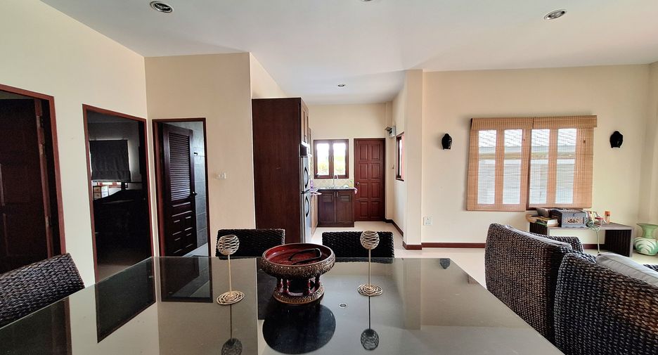 For rent 3 bedrooms villa in Hua Hin, Prachuap Khiri Khan