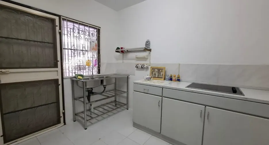 For rent 3 bedrooms house in Mueang Phuket, Phuket
