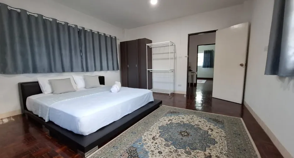 For rent 3 bedrooms house in Mueang Phuket, Phuket