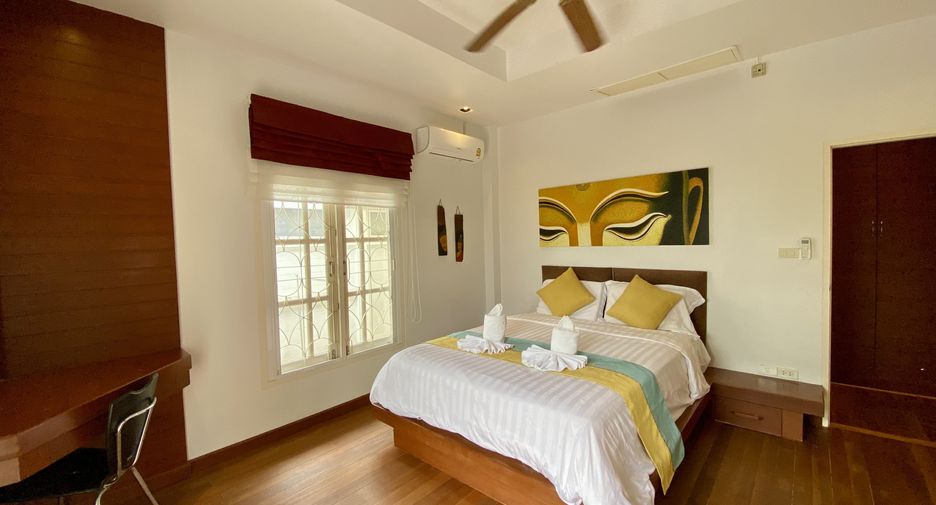 Villa zum Kauf mit 3 Zimmer in Kathu, Phuket