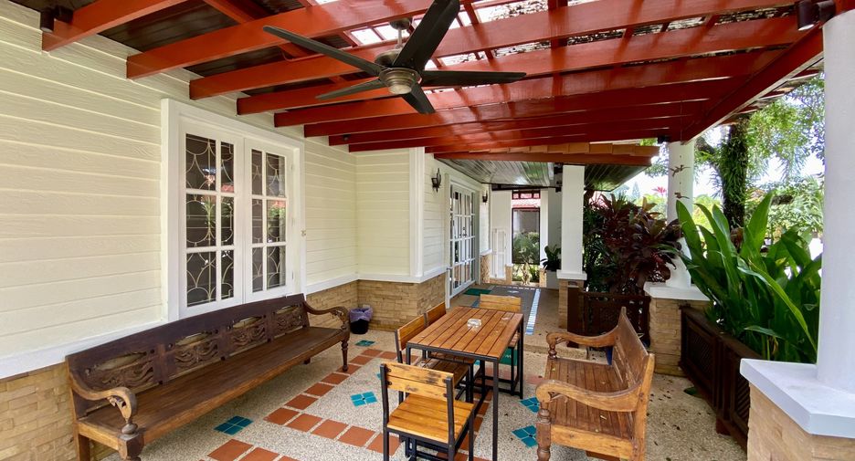 Villa zum Kauf mit 3 Zimmer in Kathu, Phuket