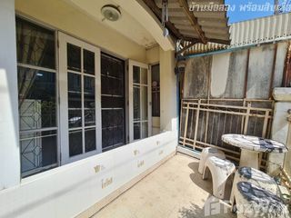 Продажа 3 спальни таунхаус в Кхлонг Сам Ща, Бангкок