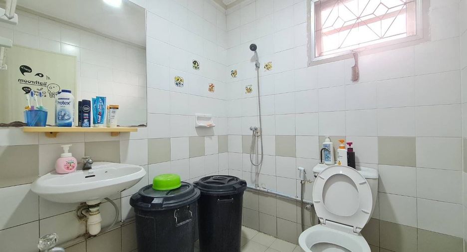 Продажа 3 спальни таунхаус в Кхлонг Сам Ща, Бангкок