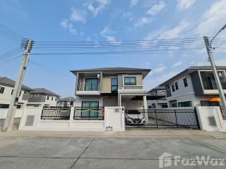 For Rent 3 Bedroom House In San Kamphaeng, Chiang Mai
