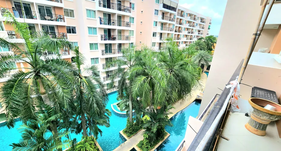 For sale 2 bedrooms condo in Bang Lamung, Chonburi