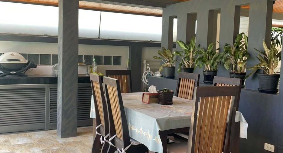 Villa en alquiler de 2 habitaciones en Mueang Phuket, Phuket