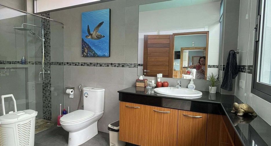 Villa en alquiler de 2 habitaciones en Mueang Phuket, Phuket