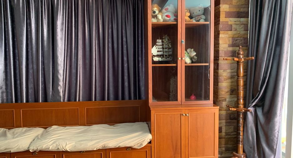 À vendre et à louer 4 chambres villa à Hua Hin, Prachuap Khiri Khan