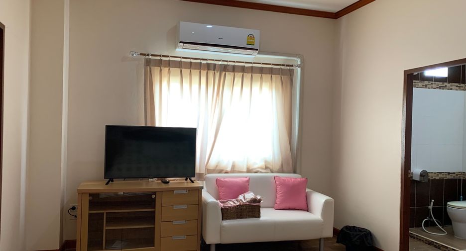 À vendre et à louer 4 chambres villa à Hua Hin, Prachuap Khiri Khan