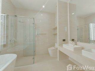 Продажа 2 спальни дом в Банг Капи, Бангкок