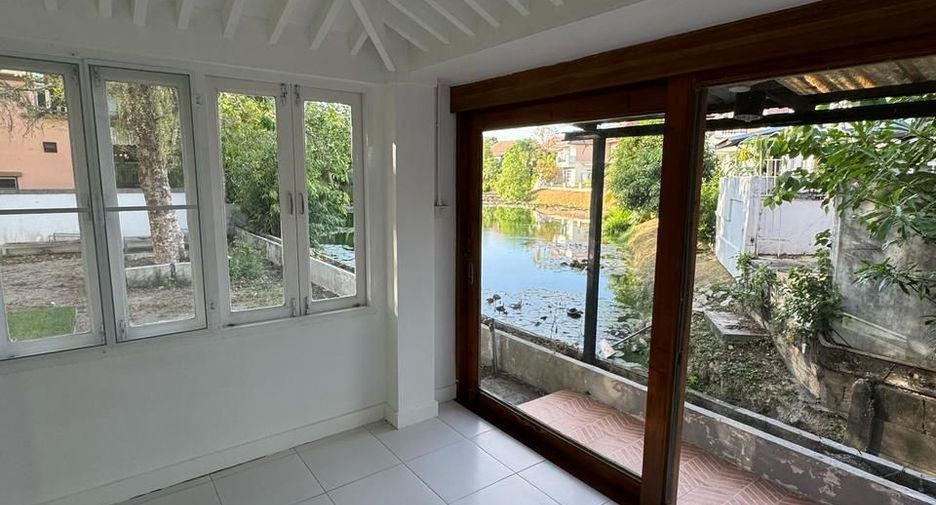 For sale 4 bedrooms house in Mueang Phuket, Phuket