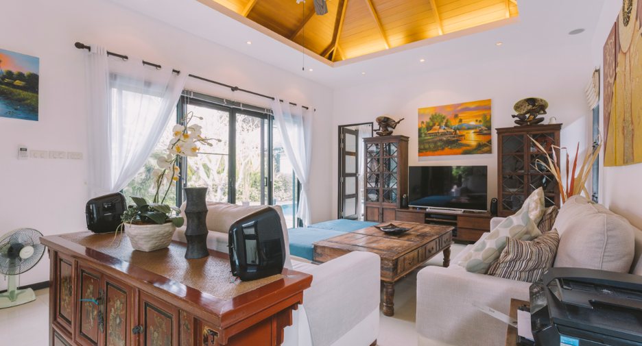For sale 3 bedrooms villa in Thalang, Phuket