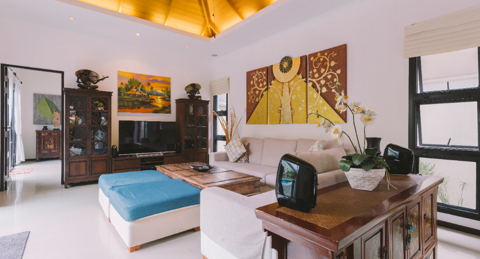 For sale 3 bedrooms villa in Thalang, Phuket