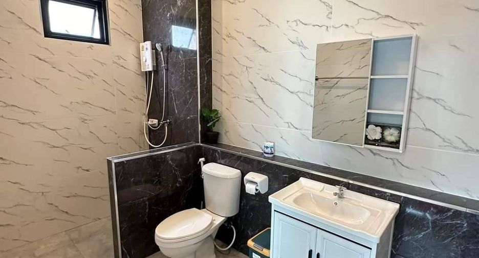 For rent 3 bedrooms villa in Hua Hin, Prachuap Khiri Khan