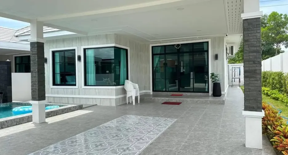 For rent 3 bedrooms villa in Hua Hin, Prachuap Khiri Khan