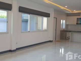 À vendre 3 chambres villa à Hua Hin, Prachuap Khiri Khan