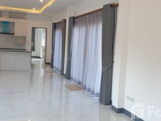À vendre 3 chambres villa à Hua Hin, Prachuap Khiri Khan