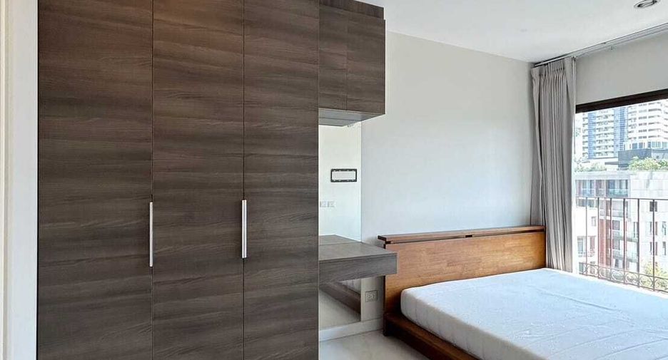 For sale 1 Beds condo in Khlong Toei, Bangkok