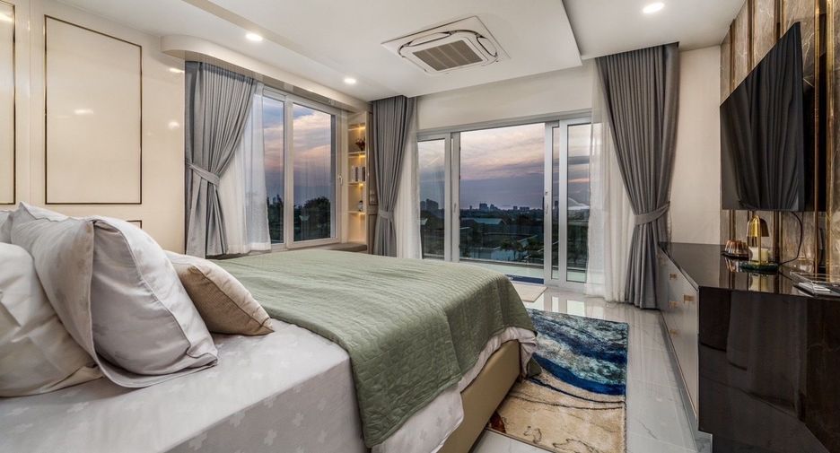 Villa zum Kauf mit 7 Zimmer in Bang Lamung, Chonburi