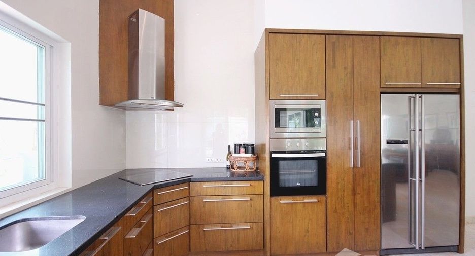 For sale 5 bedrooms villa in Sam Roi Yot, Prachuap Khiri Khan