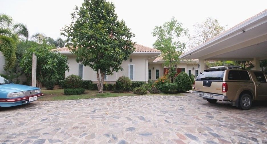 Villa zum Kauf mit 5 Zimmer in Sam Roi Yot, Prachuap Khiri Khan