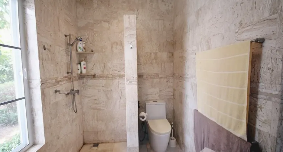 Villa zum Kauf mit 5 Zimmer in Sam Roi Yot, Prachuap Khiri Khan