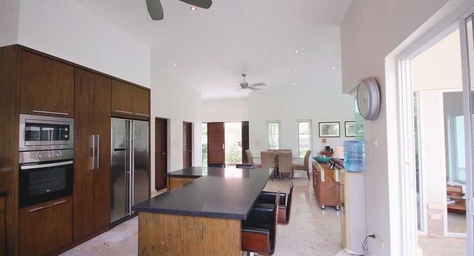 Villa zum Kauf mit 5 Zimmer in Sam Roi Yot, Prachuap Khiri Khan