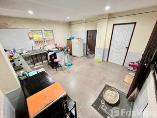 For sale 3 ベッドルーム house in Bang Khen, Bangkok