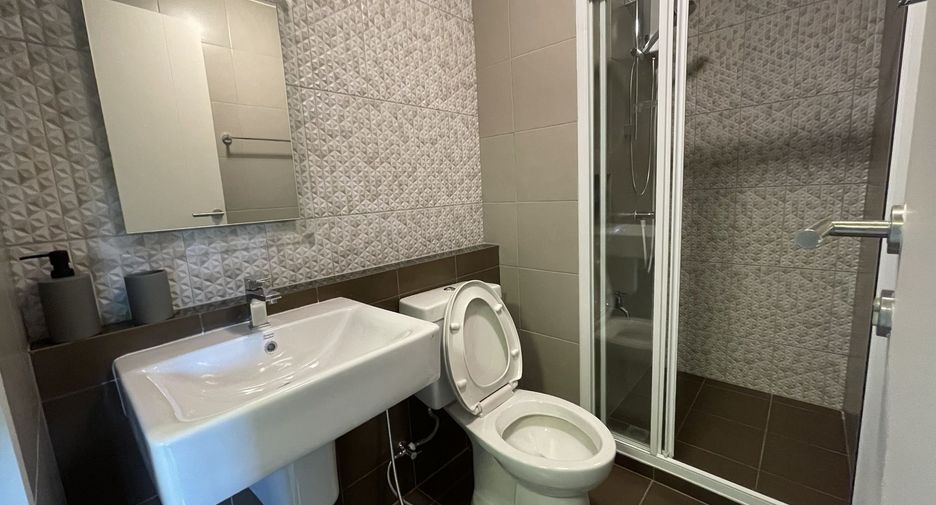 For sale studio condo in Si Racha, Chonburi
