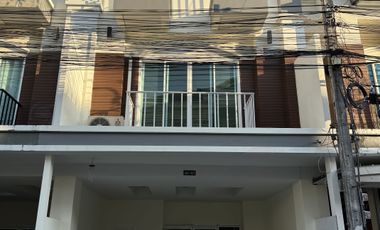 ขาย 4 ห้องนอน ทาวน์เฮ้าส์ ใน เมืองภูเก็ต, ภูเก็ต