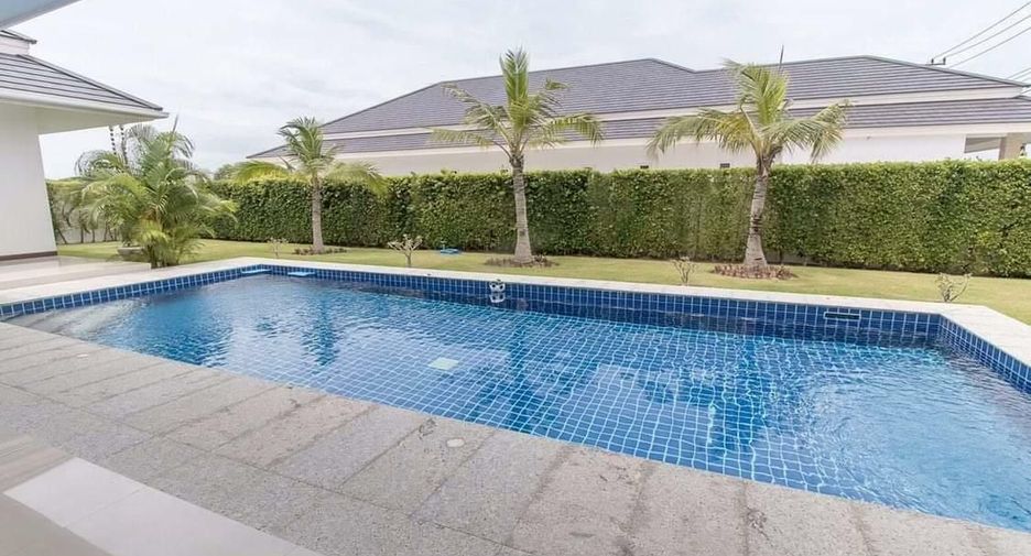 Casa en alquiler de 3 habitaciones en Cha Am, Phetchaburi