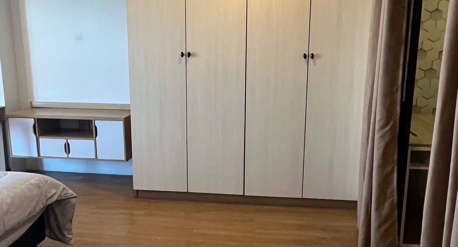 For rent 2 bedrooms condo in Si Racha, Chonburi