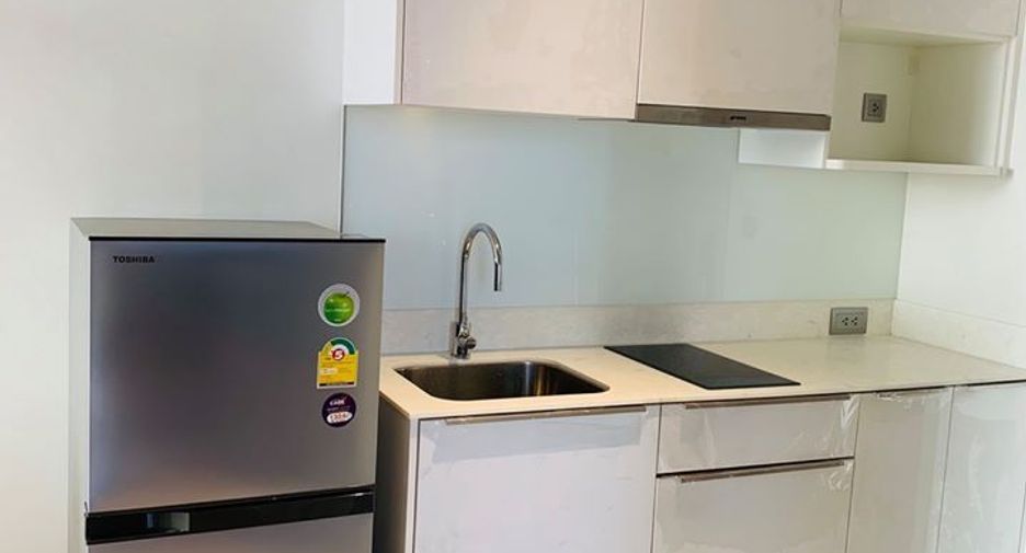 À vendre 1 chambre condo à Bang Rak, Bangkok