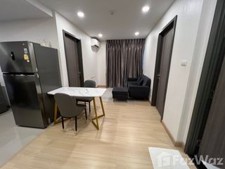 À vendre et à louer 2 chambres condo à Huai Khwang, Bangkok