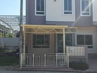 For sale 2 bedrooms townhouse in San Kamphaeng, Chiang Mai