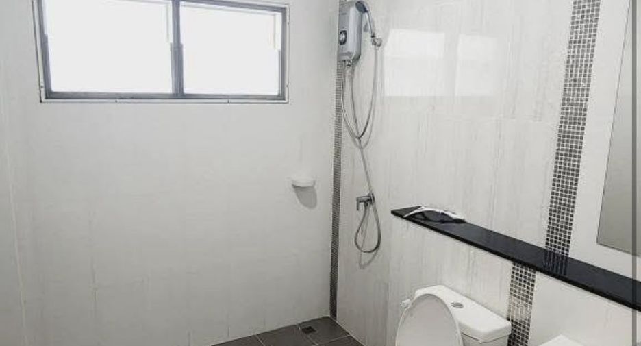 For rent 3 bedrooms house in Bang Lamung, Chonburi