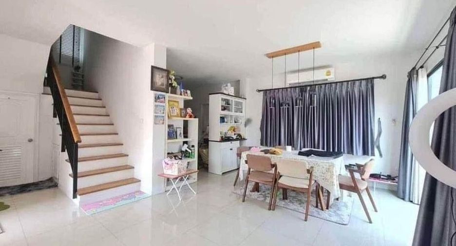 For sale 3 bedrooms house in Khlong Sam Wa, Bangkok