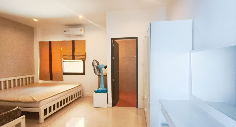 À louer 3 chambres villa à Hua Hin, Prachuap Khiri Khan