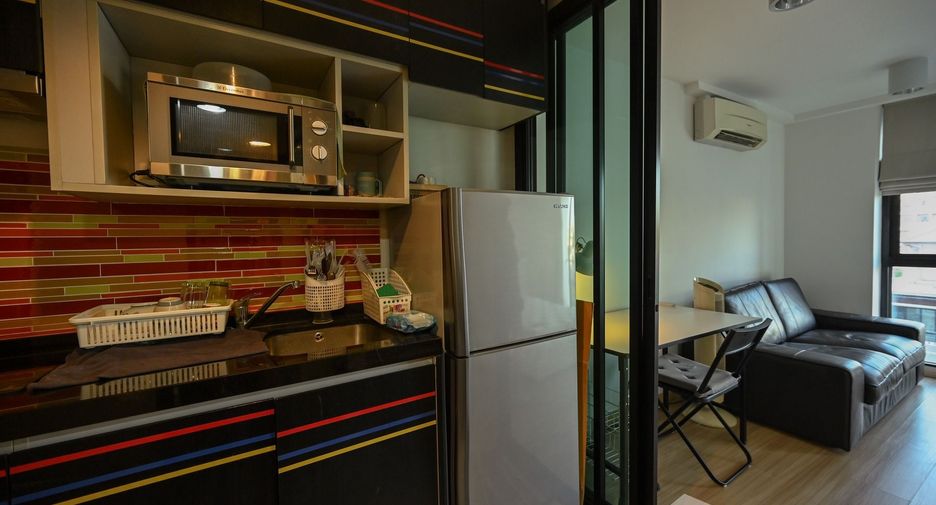 For sale studio condo in Huai Khwang, Bangkok