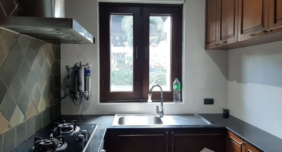 For rent 4 bedrooms villa in Mae Rim, Chiang Mai
