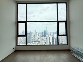 Condo en venta de 2 habitaciones en Bang Rak, Bangkok