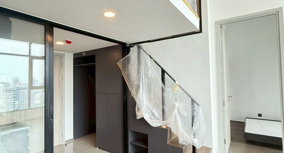 Wohnung zum Kauf mit 2 Zimmer in Bang Rak, Bangkok