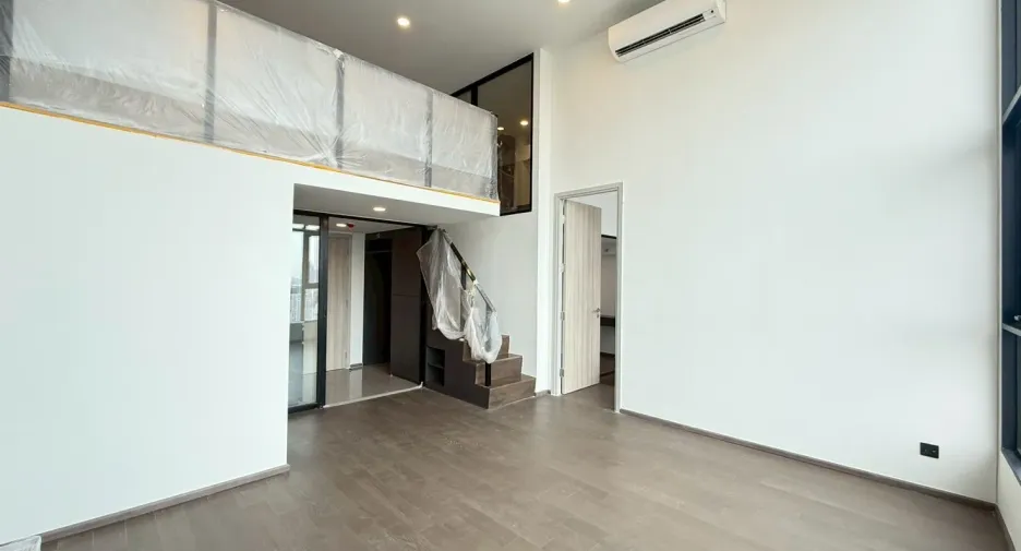 For sale 2 bedrooms condo in Bang Rak, Bangkok
