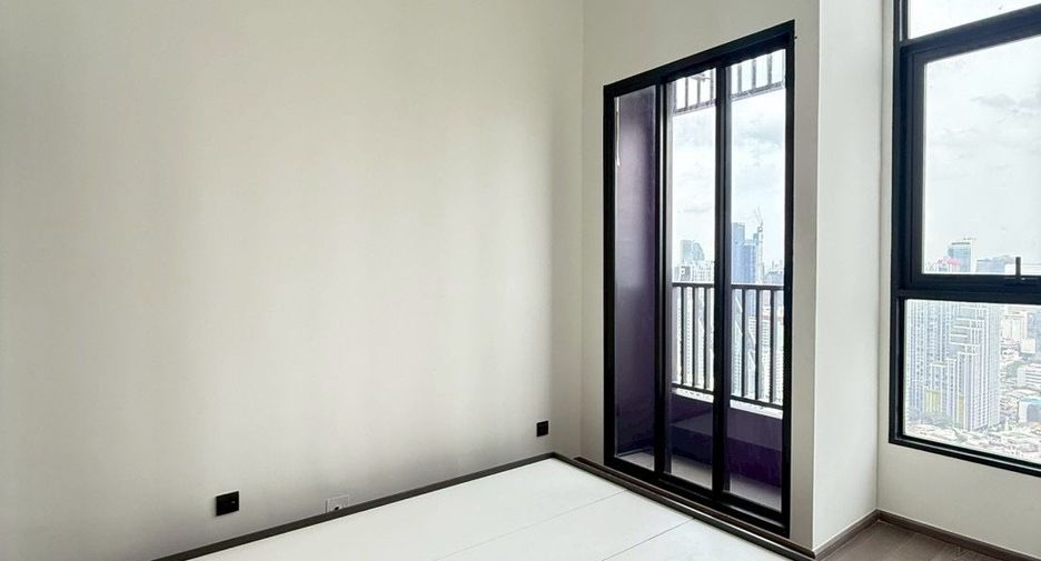 For sale 2 bedrooms condo in Bang Rak, Bangkok