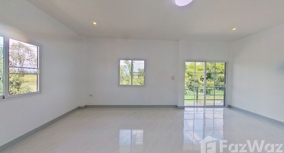 Casa en venta de 4 habitaciones en Doi Saket, Chiang Mai