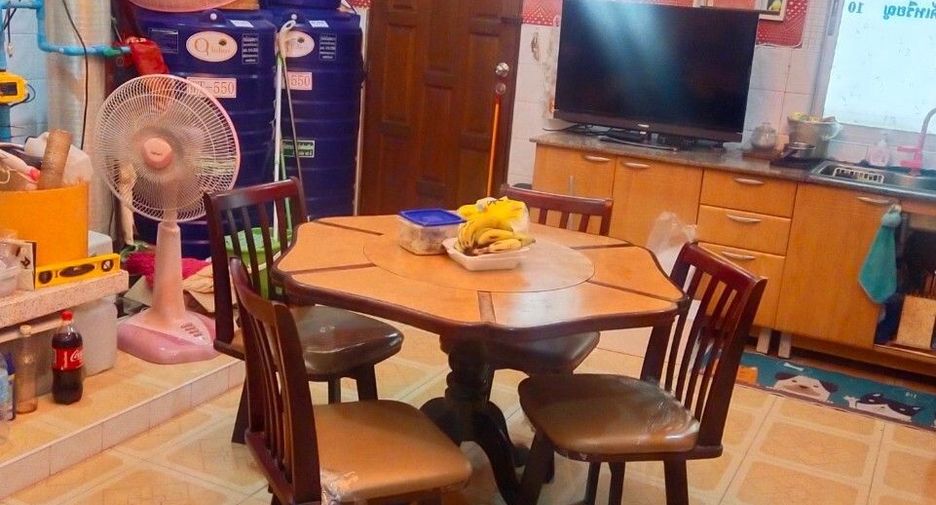 For sale 3 bedrooms retail Space in Mueang Phuket, Phuket