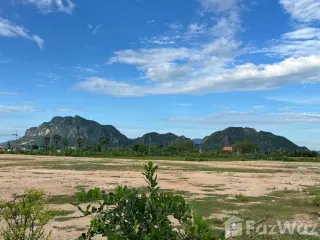 Terreno en venta en Cha Am, Phetchaburi