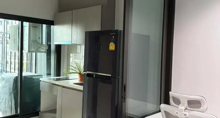 For sale 1 bed condo in Huai Khwang, Bangkok